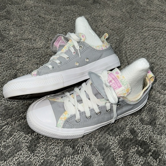 •Converse Chuck Taylor double upper• - Picture 5 of 12